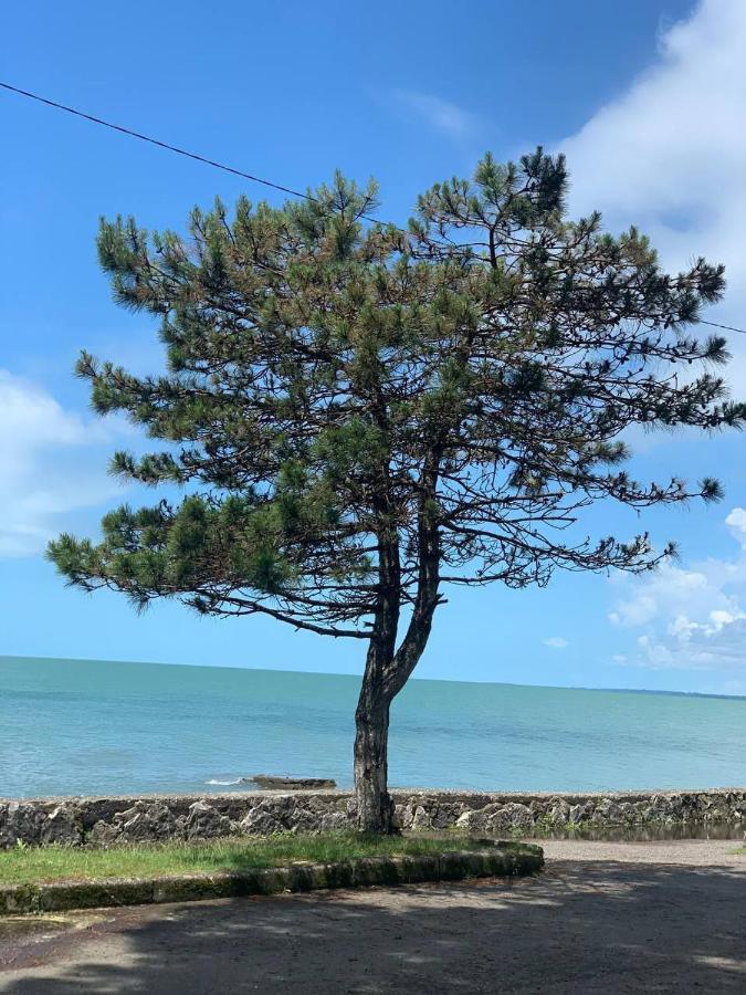 Мир Očamčyra Exteriér fotografie