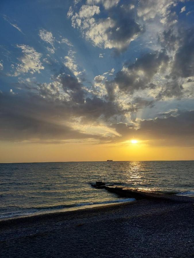 Мир Očamčyra Exteriér fotografie